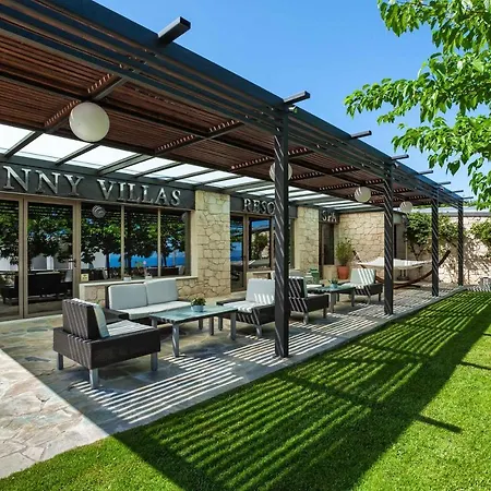 Sunny Resort&spa *